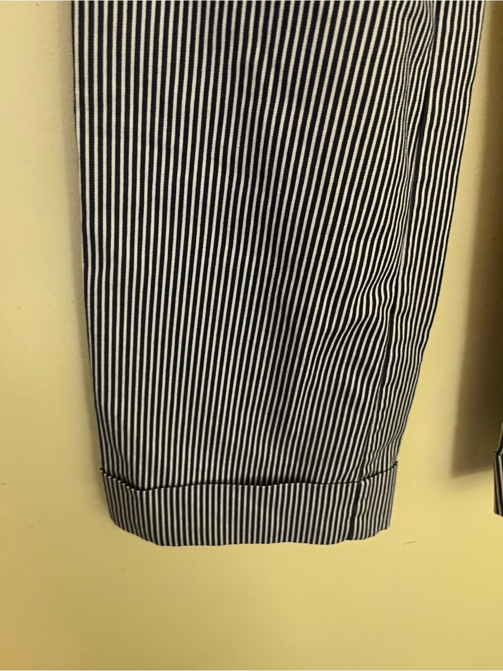 Old Navy Blue and White Striped Cuffed Bottom Pants Low Waist Size 2 - Picture 3 of 10
